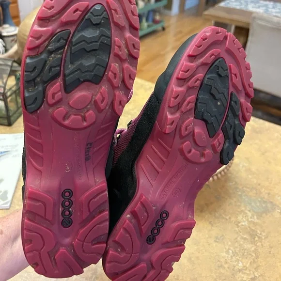 ECCO Women's Biom Gore-Tex Terrain Hiking Boots - Picture 10 of 12